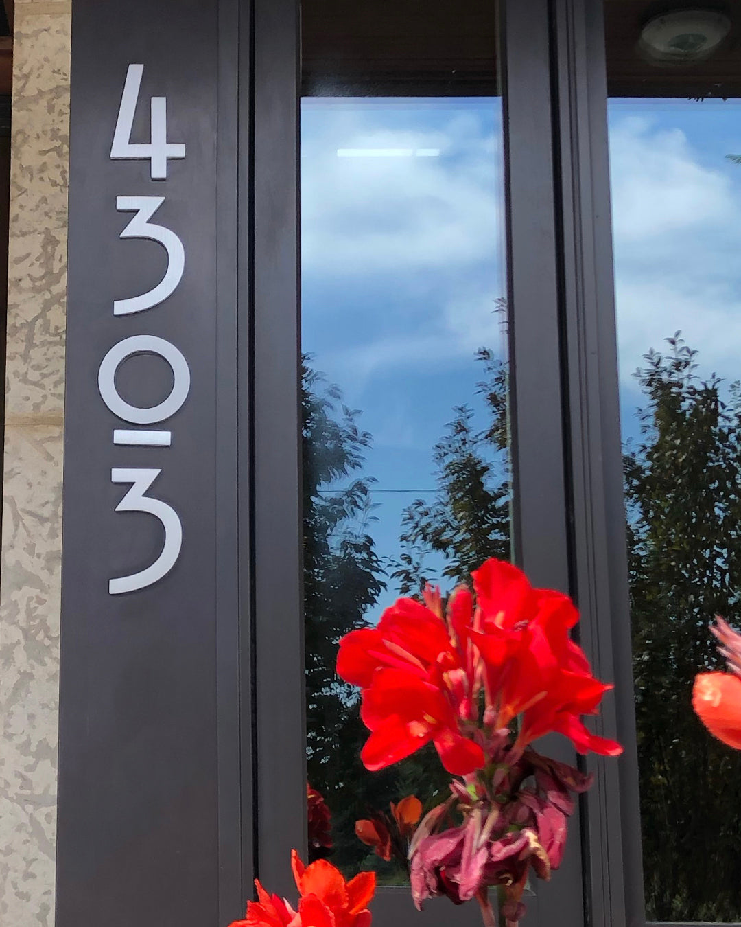 Aluminum Floating House Numbers